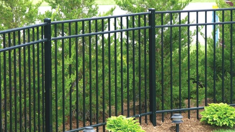 Ornamental aluminum fence
